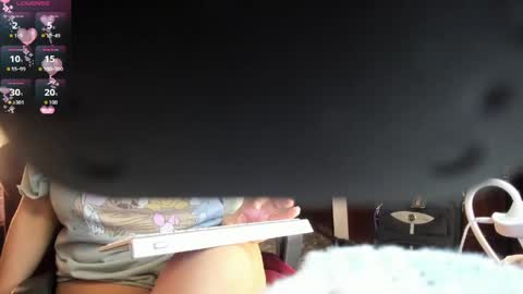Snapshot of silver__love chatting on 05-25-26, 12:55 Silver online show from 05-25-26, 12:55