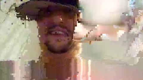 Snapshot of silverfox706 chatting on 09-22-25, 01:07 Jay Silverfox706 online show from 09-22-25, 01:07