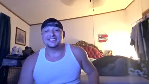 Snapshot of silverfox706 chatting on 06-23-26, 01:25 Jay Silverfox706 online show from 06-23-26, 01:25