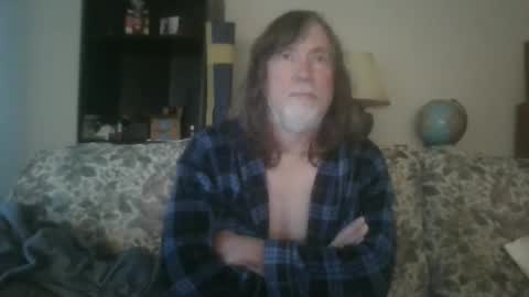 Snapshot of silverfunfox chatting on 02-19-25, 01:17 silverfunfox online show from 02-19-25, 01:17