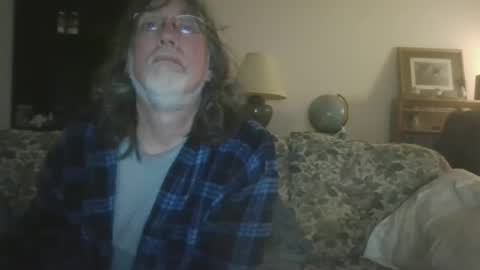 silverfunfox online show from 12-22-25, 03:47