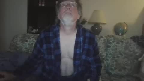 Snapshot of silverfunfox chatting on 04-30-26, 10:43 silverfunfox online show from 04-30-26, 10:43