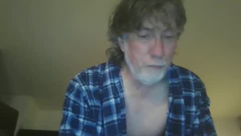 Snapshot of silverfunfox chatting on 06-08-26, 01:28 silverfunfox online show from 06-08-26, 01:28
