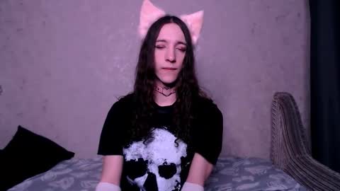 Snapshot of silvermuse chatting on 11-16-25, 02:17 silvermuse online show from 11-16-25, 02:17