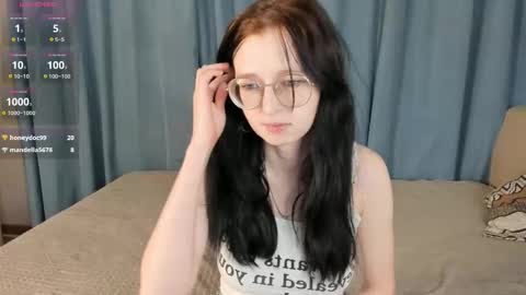 Snapshot of silvernoise chatting on 02-03-26, 09:20 Alice online show from 02-03-26, 09:20