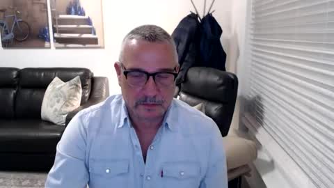 silveroli187 online show from 11-30-25, 04:11