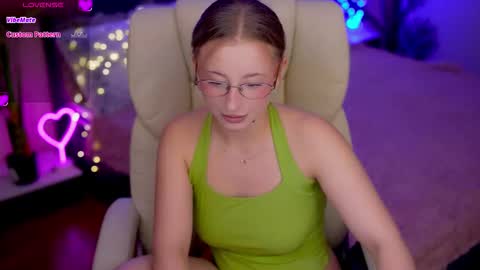  Kristina Kris  online show from 12-02-25, 07:53