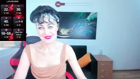 Silvia Wallec online show from 03-10-26, 10:20