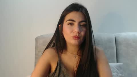 Silvie online show from 09-26-25, 02:15