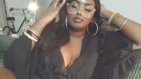 Simin Fox online show from 09-21-25, 04:58