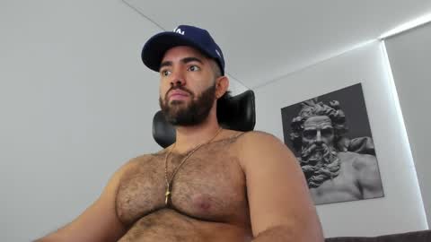 Snapshot of simon_leon01 chatting on 05-18-26, 02:56 simon_leon01 online show from 05-18-26, 02:56