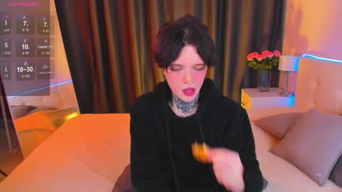 Simona online show from 01-22-25, 03:09