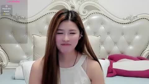 Snapshot of simonastephanie chatting on 07-30-26, 05:45 simonastephanie online show from 07-30-26, 05:45