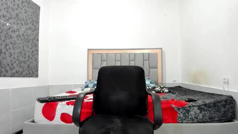 SIMON KELER online show from 02-18-26, 01:07