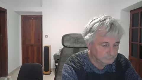 Snapshot of simonthenudist chatting on 03-03-26, 04:35 Simon online show from 03-03-26, 04:35