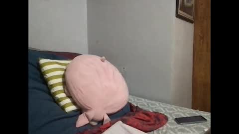 Snapshot of simplecity45 chatting on 02-01-25, 03:19 Carolyn online show from 02-01-25, 03:19