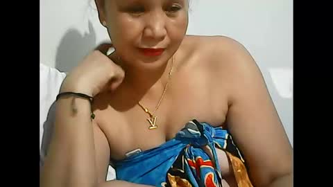 Snapshot of simplecity45 chatting on 11-16-25, 05:13 Carolyn online show from 11-16-25, 05:13