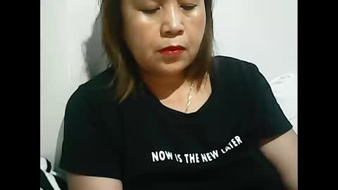 Snapshot of simplecity45 chatting on 11-20-25, 10:31 Carolyn online show from 11-20-25, 10:31