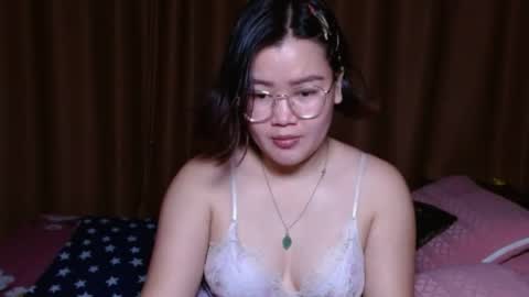 Snapshot of simply_niki chatting on 04-11-26, 10:08 zia online show from 04-11-26, 10:08