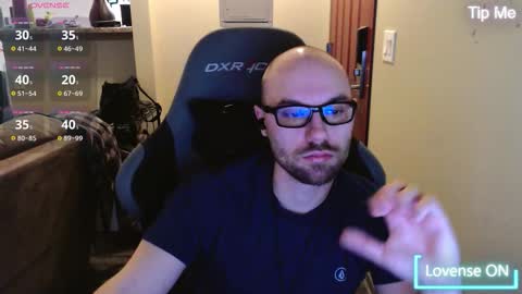 Husky Dad online show from 11-20-25, 05:51