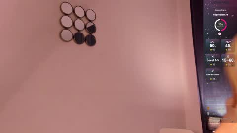 Naomi online show from 02-05-25, 06:26