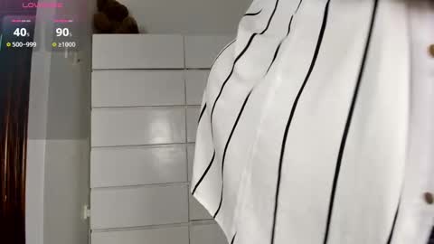 Snapshot of sincerre9_tara chatting on 12-06-24, 08:48 sincerre9_tara online show from 12-06-24, 08:48