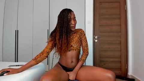 Snapshot of sincerre9_tara chatting on 11-06-25, 08:15 sincerre9_tara online show from 11-06-25, 08:15