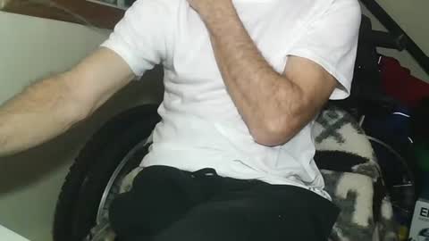 Snapshot of sincity98 chatting on 01-08-26, 06:59 sinner online show from 01-08-26, 06:59