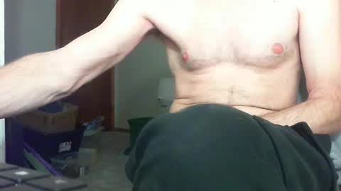 Snapshot of sincity98 chatting on 05-16-26, 06:32 sinner online show from 05-16-26, 06:32