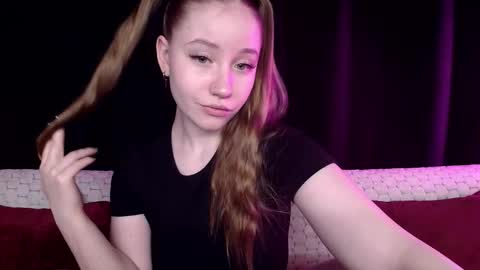 Snapshot of sindiwatsoon chatting on 01-02-25, 11:41 Sindi online show from 01-02-25, 11:41