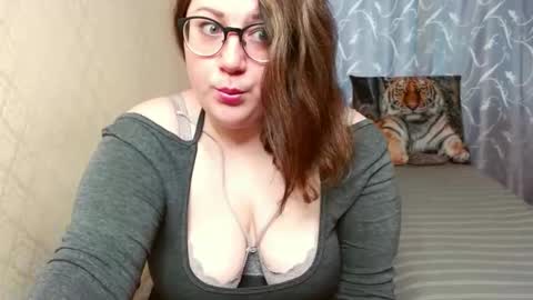 Snapshot of sindyjenice chatting on 03-26-26, 09:59 Angela online show from 03-26-26, 09:59