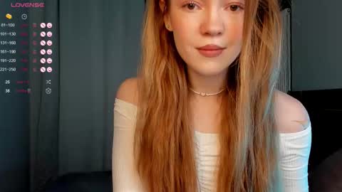 Snapshot of sinfulsmile_ chatting on 09-12-25, 11:10 Ivy online show from 09-12-25, 11:10