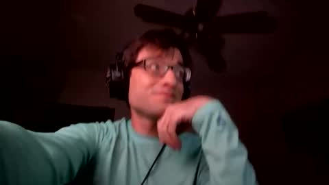 Snapshot of singholedad chatting on 11-19-25, 03:39 singholedad online show from 11-19-25, 03:39