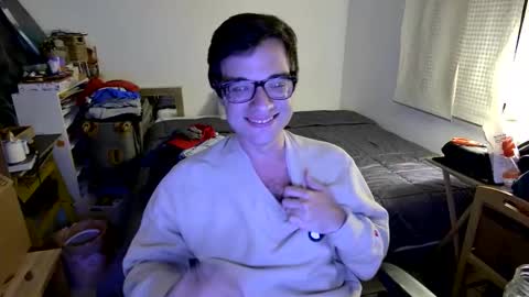 Snapshot of singholedad chatting on 12-14-25, 12:38 singholedad online show from 12-14-25, 12:38