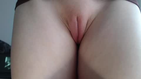 Lina online show from 02-13-25, 11:39