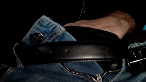 Alex online show from 12-30-24, 06:42