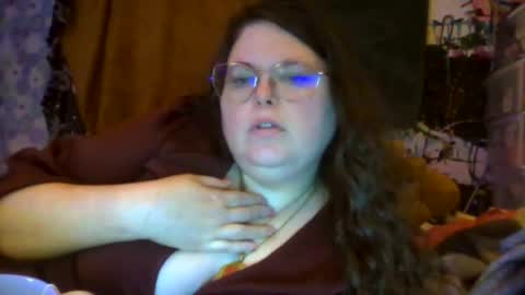 Siofra online show from 10-16-25, 09:54