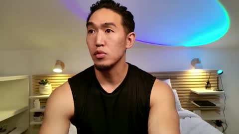 Snapshot of sir_teo chatting on 05-27-26, 02:36 SIR TEO online show from 05-27-26, 02:36