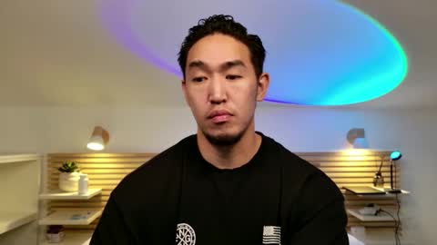 Snapshot of sir_teo chatting on 05-31-26, 12:23 SIR TEO online show from 05-31-26, 12:23