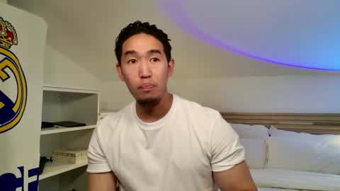 Snapshot of sir_teo chatting on 06-03-26, 01:03 SIR TEO online show from 06-03-26, 01:03
