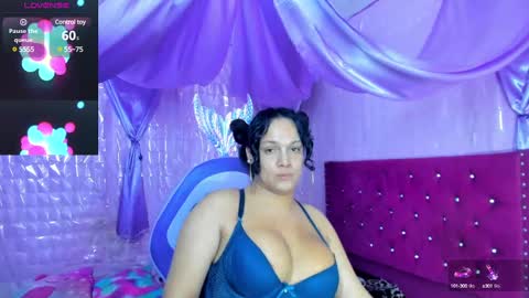 Snapshot of sirena_dirtysexxx chatting on 12-17-24, 03:17 Sirena Fuentes online show from 12-17-24, 03:17
