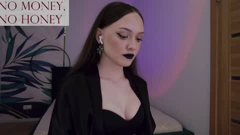 Goddess Sirena online show from 05-15-26, 10:39