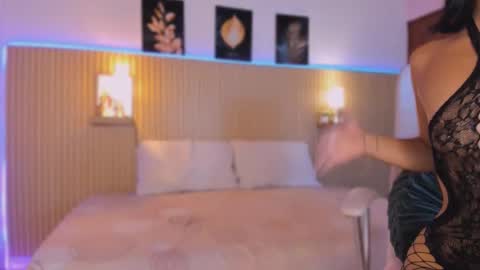 Snapshot of sirenita_xoxo chatting on 11-15-25, 10:56 Sirenita online show from 11-15-25, 10:56