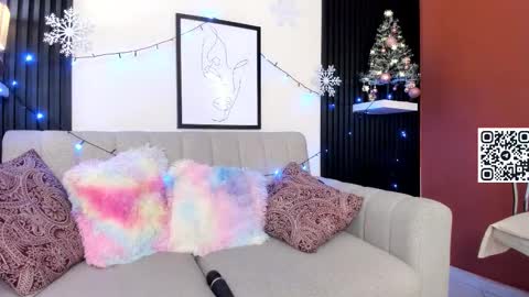 Snapshot of sirenita_xoxo chatting on 11-27-25, 11:23 Sirenita online show from 11-27-25, 11:23