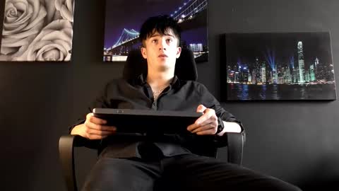 SirReedy online show from 01-12-26, 09:58