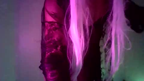 Mica online show from 04-18-26, 11:27