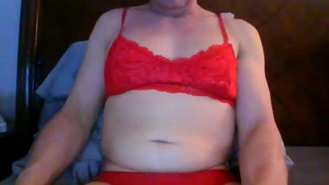 wants to suck cock online show from 06-08-26, 11:16