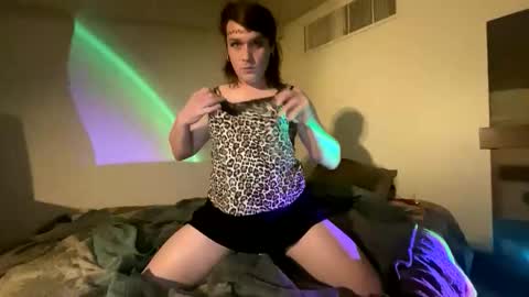 Snapshot of sissycockworshipper chatting on 05-30-26, 08:55 sissycockworshipper online show from 05-30-26, 08:55