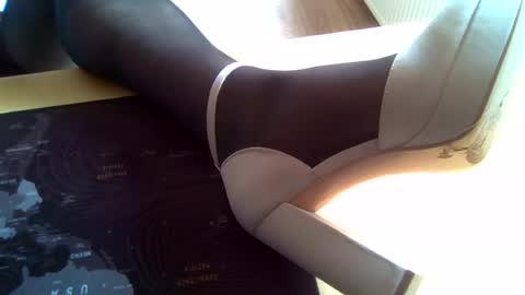 sissyhannah17112 online show from 06-30-26, 09:54