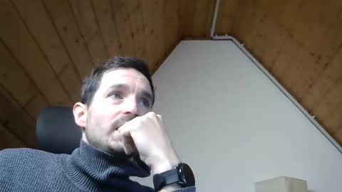 Snapshot of sissytoy35 chatting on 10-14-25, 07:09 sissytoy35 online show from 10-14-25, 07:09